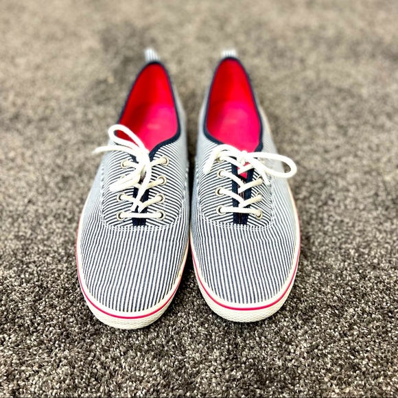 Gap Sneakers - Picture 3 of 6